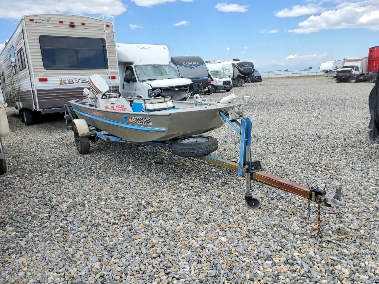 1977 BOAT Dura Craft