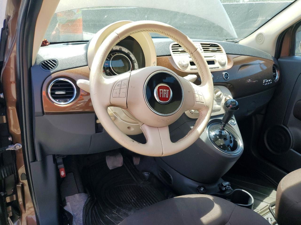 2015 FIAT 500