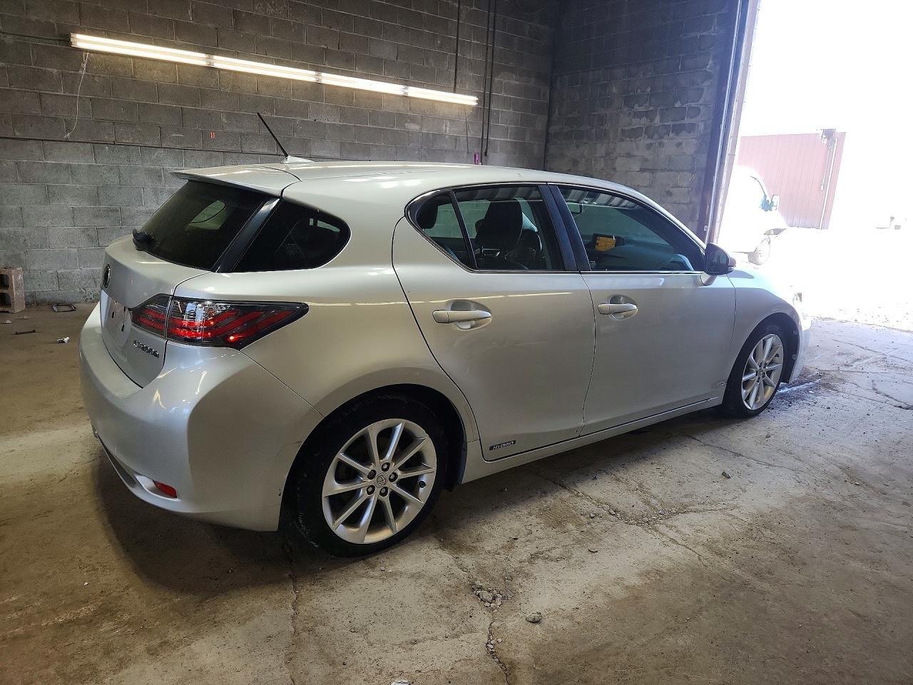 2012 LEXUS CT 200