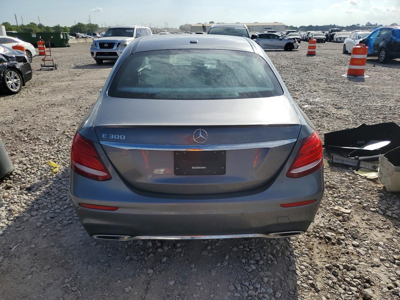 2018 MERCEDES-BENZ E-Class