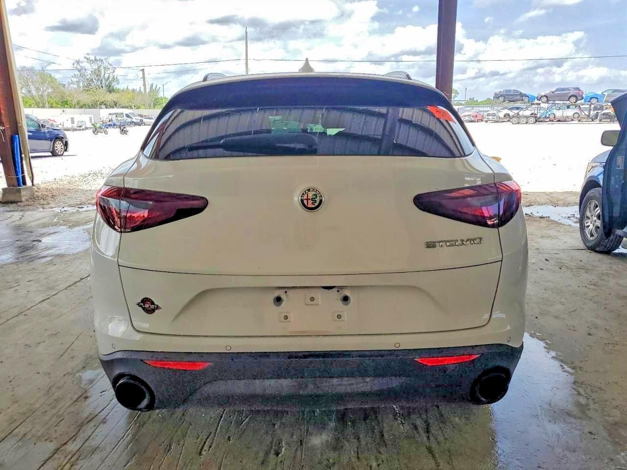 2022 ALFA ROMEO Stelvio