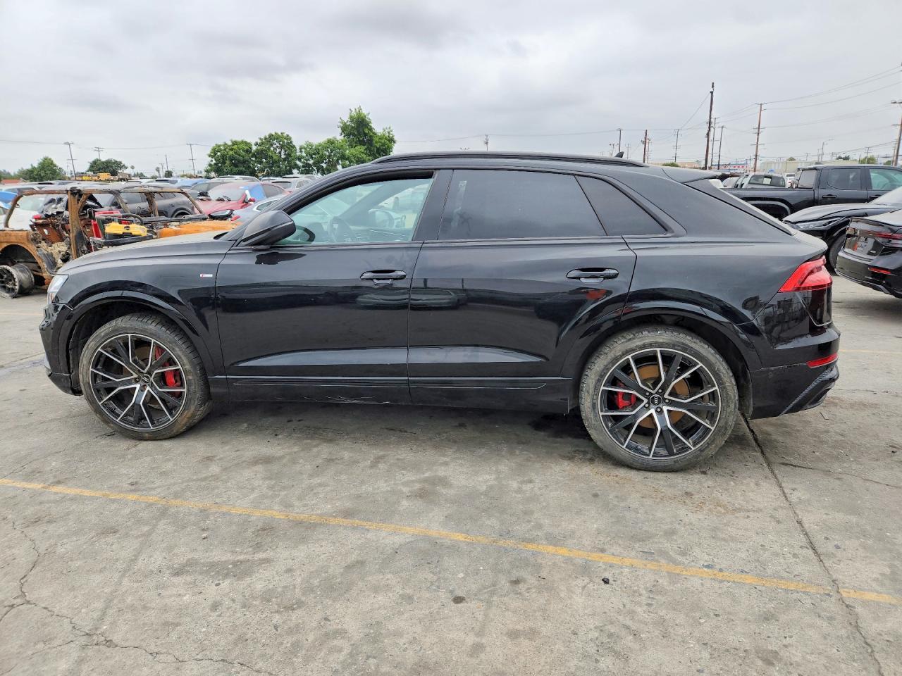 2020 AUDI Q8