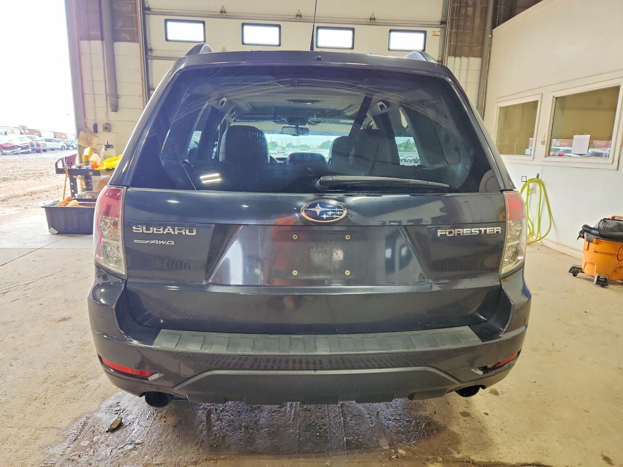 2011 SUBARU FORESTER