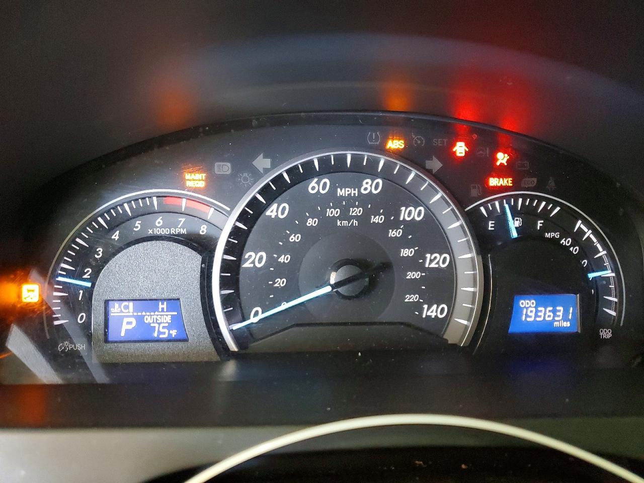 2012 TOYOTA CAMRY