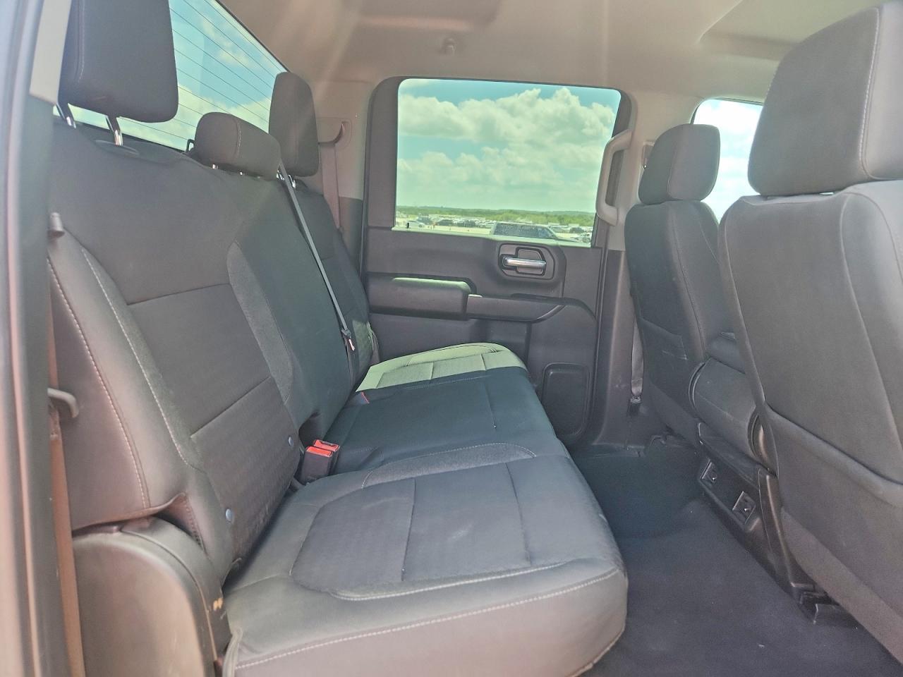 2023 CHEVROLET Silverado