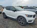 2020 VOLVO XC40