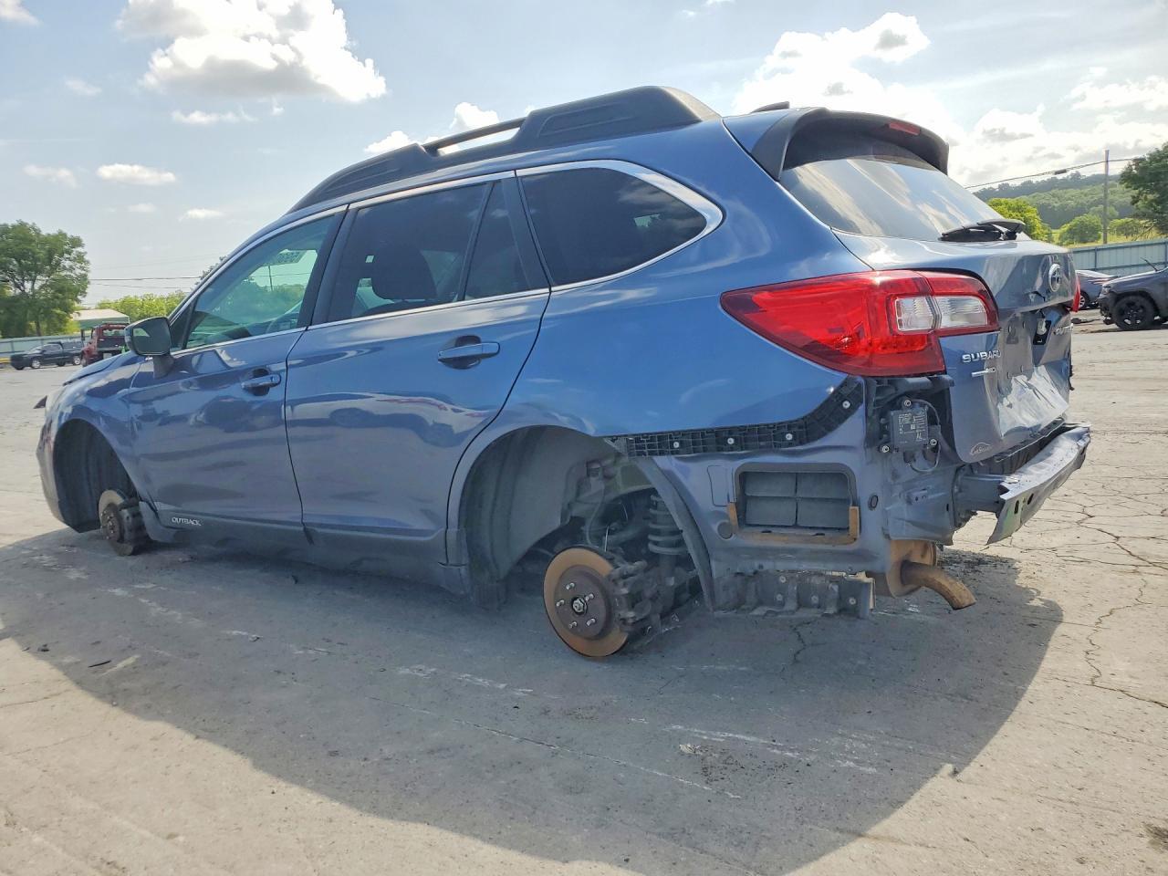2018 SUBARU Outback