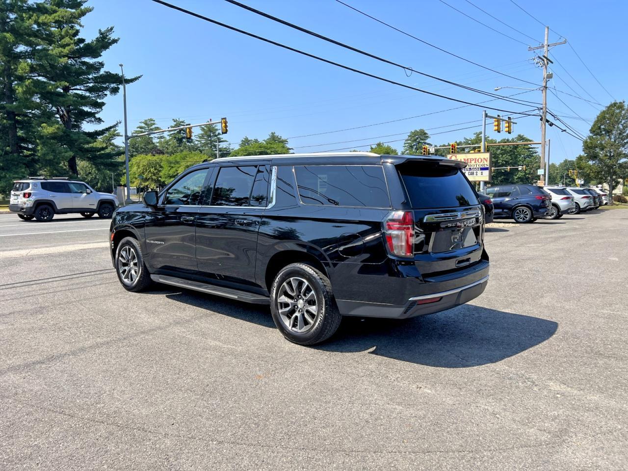 2022 CHEVROLET Suburban