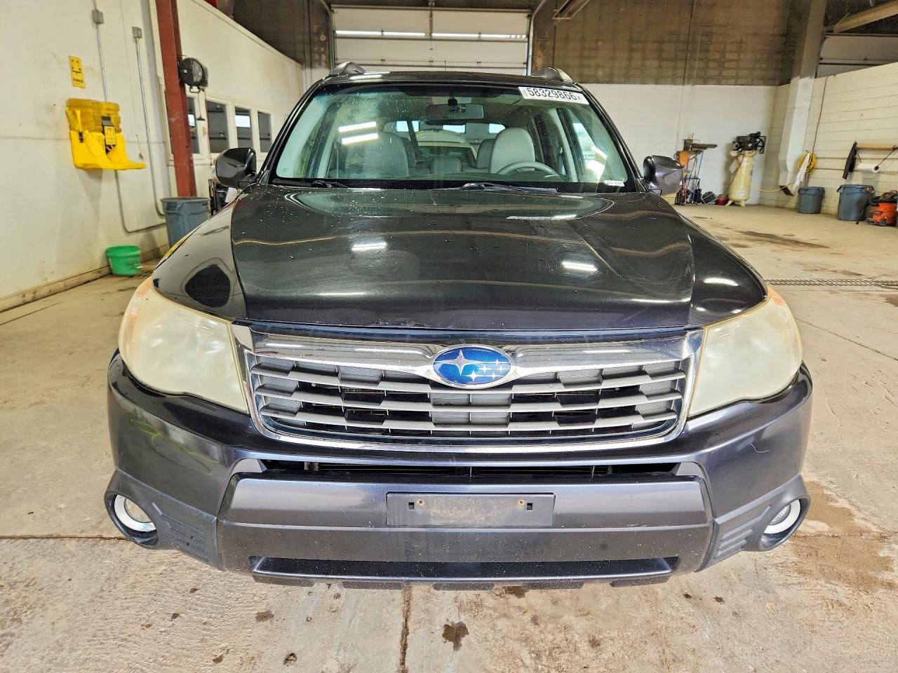 2011 SUBARU FORESTER