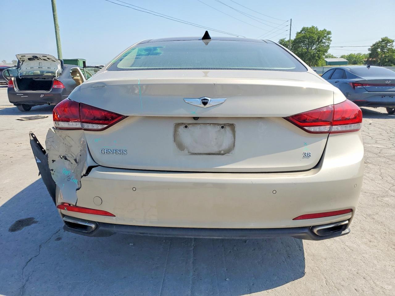 2015 HYUNDAI GENESIS