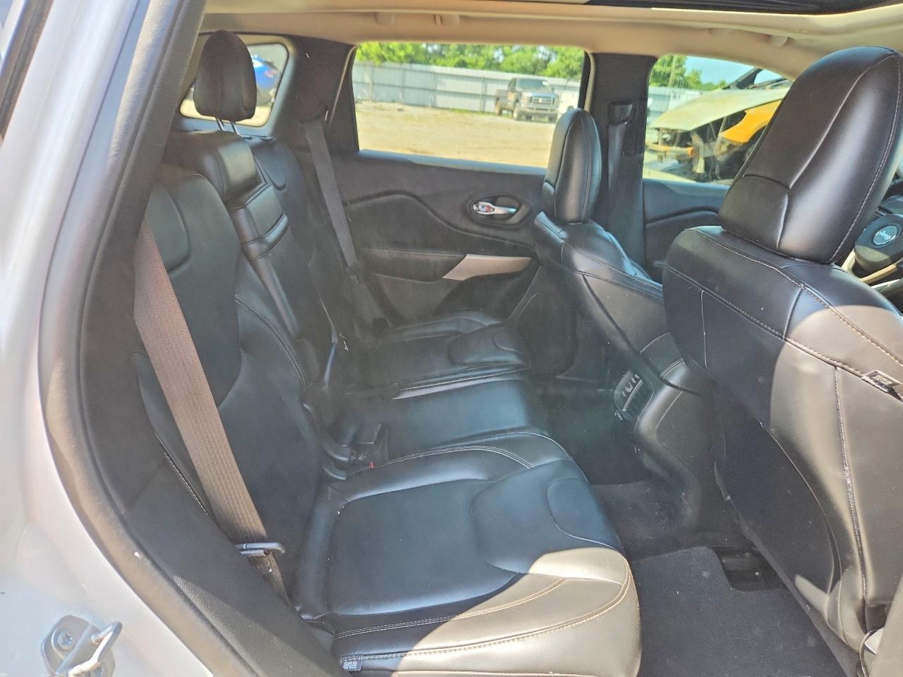 2018 JEEP CHEROKEE