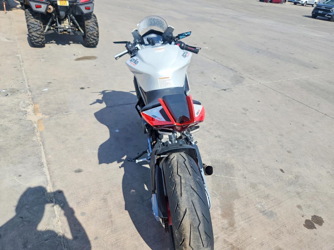 2024 APRILIA Rs