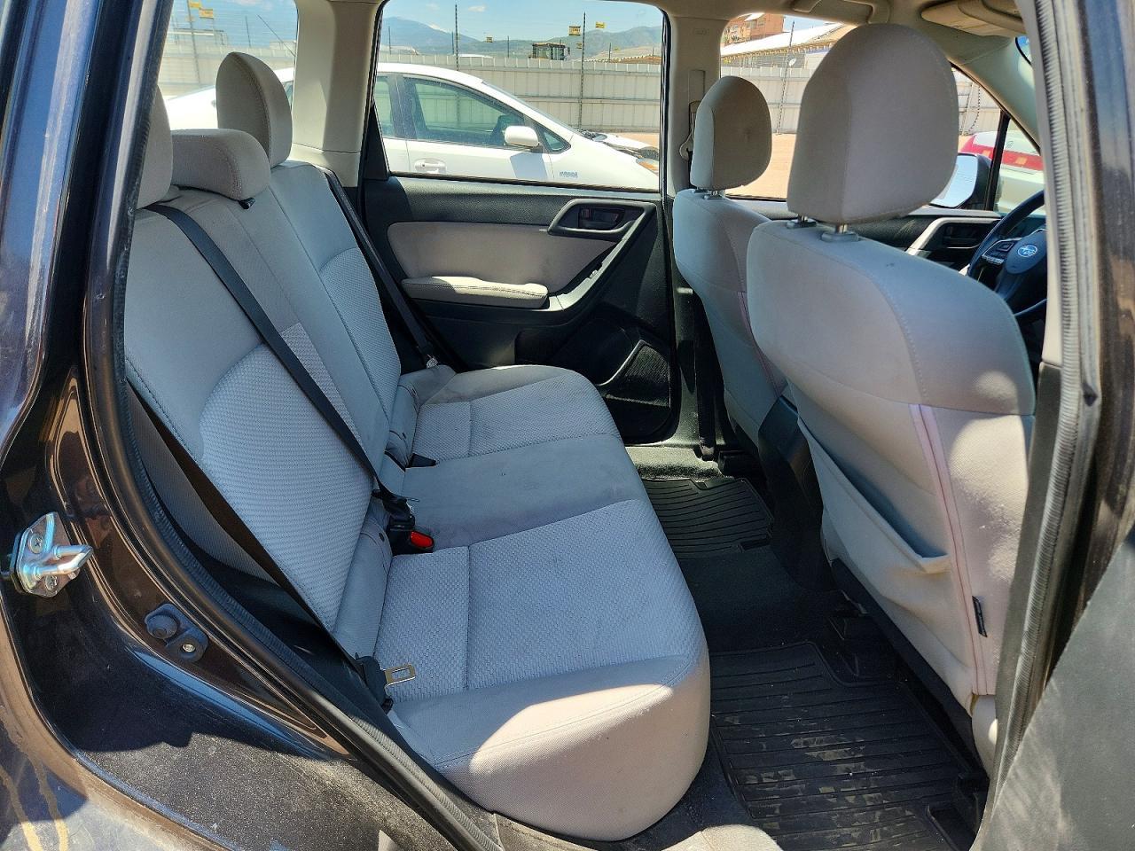 2016 SUBARU FORESTER