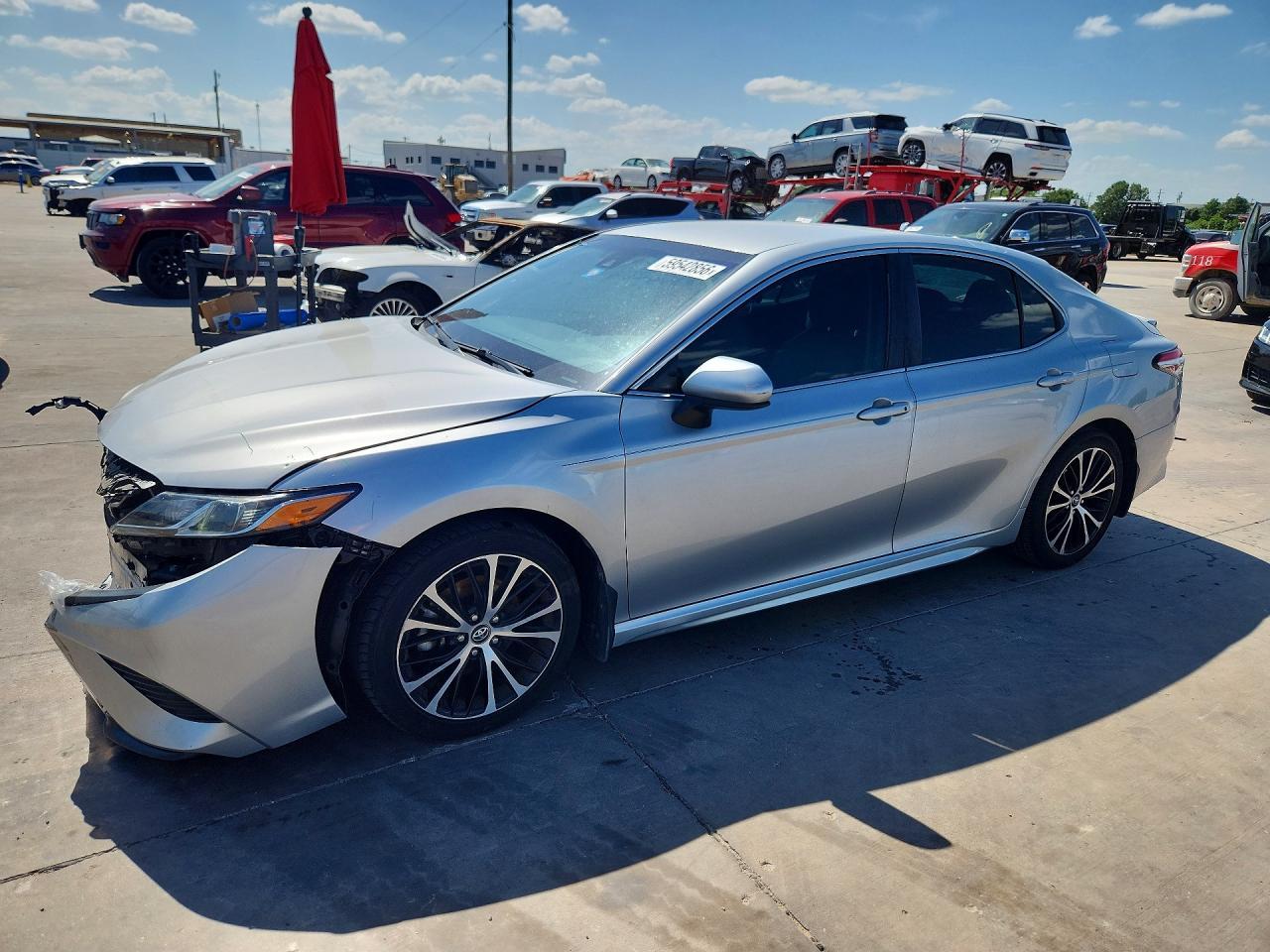 2018 TOYOTA CAMRY