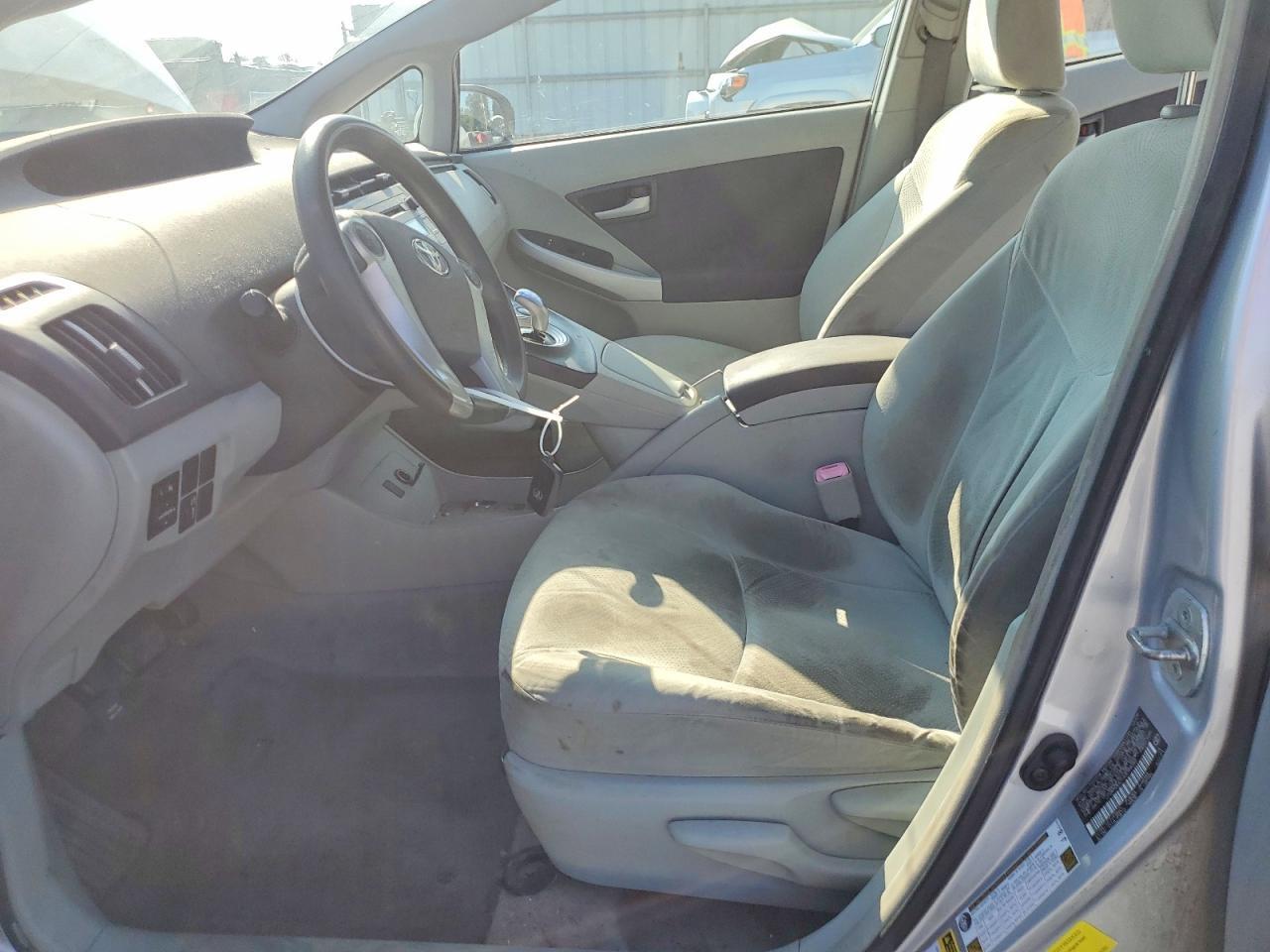 2010 TOYOTA PRIUS
