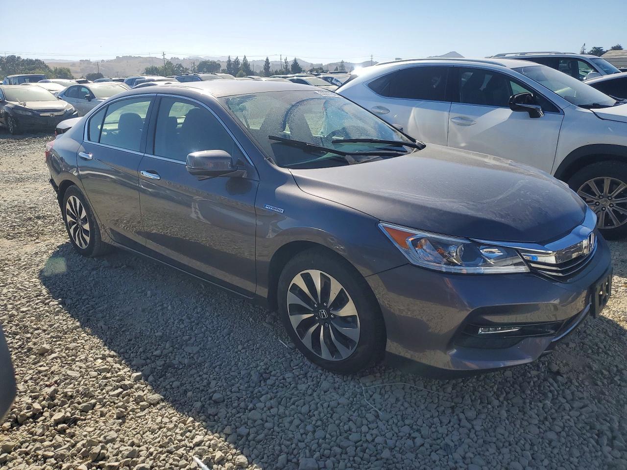 2017 HONDA ACCORD