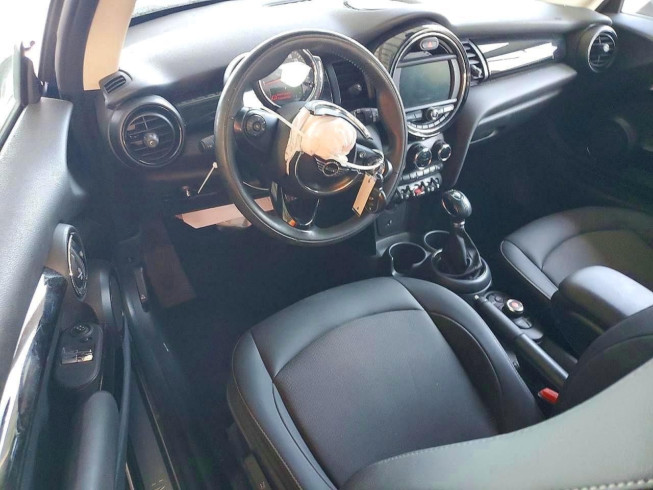 2019 MINI COOPER