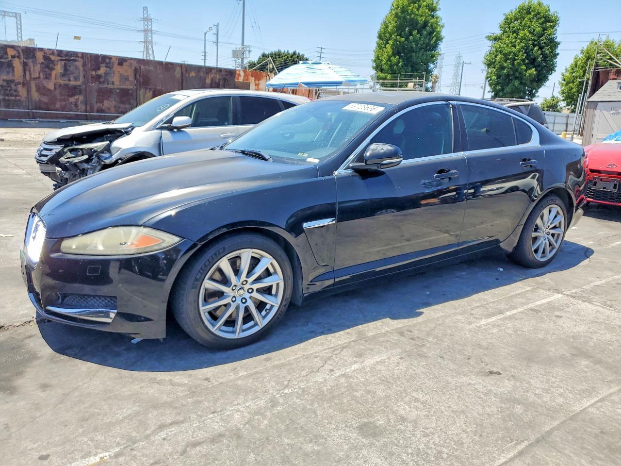 2013 JAGUAR XF