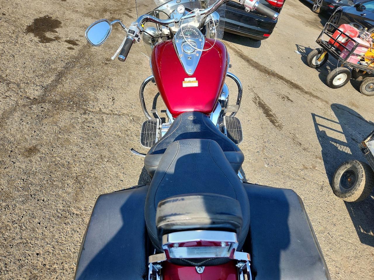 2005 HONDA Vtx1300