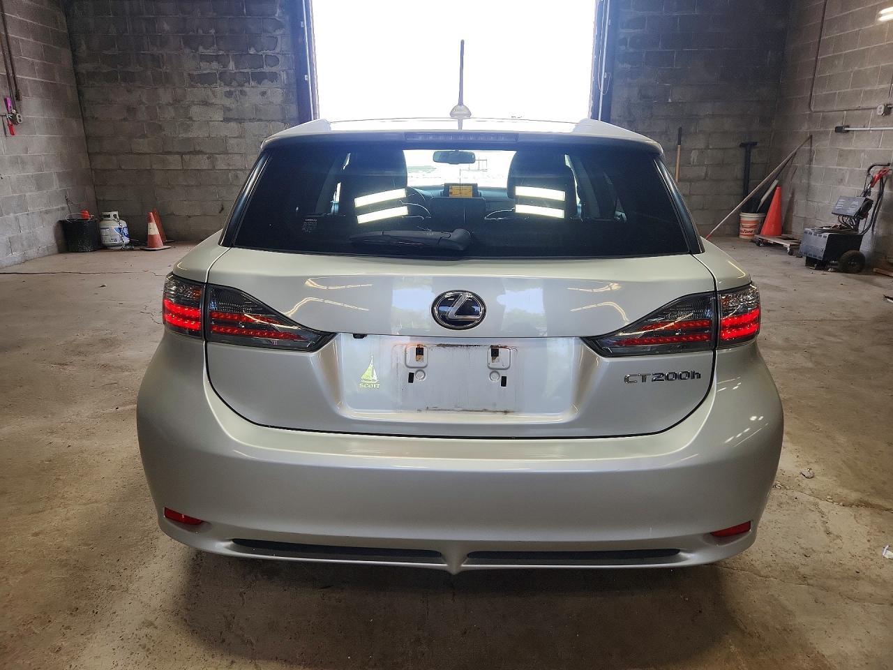 2012 LEXUS CT 200