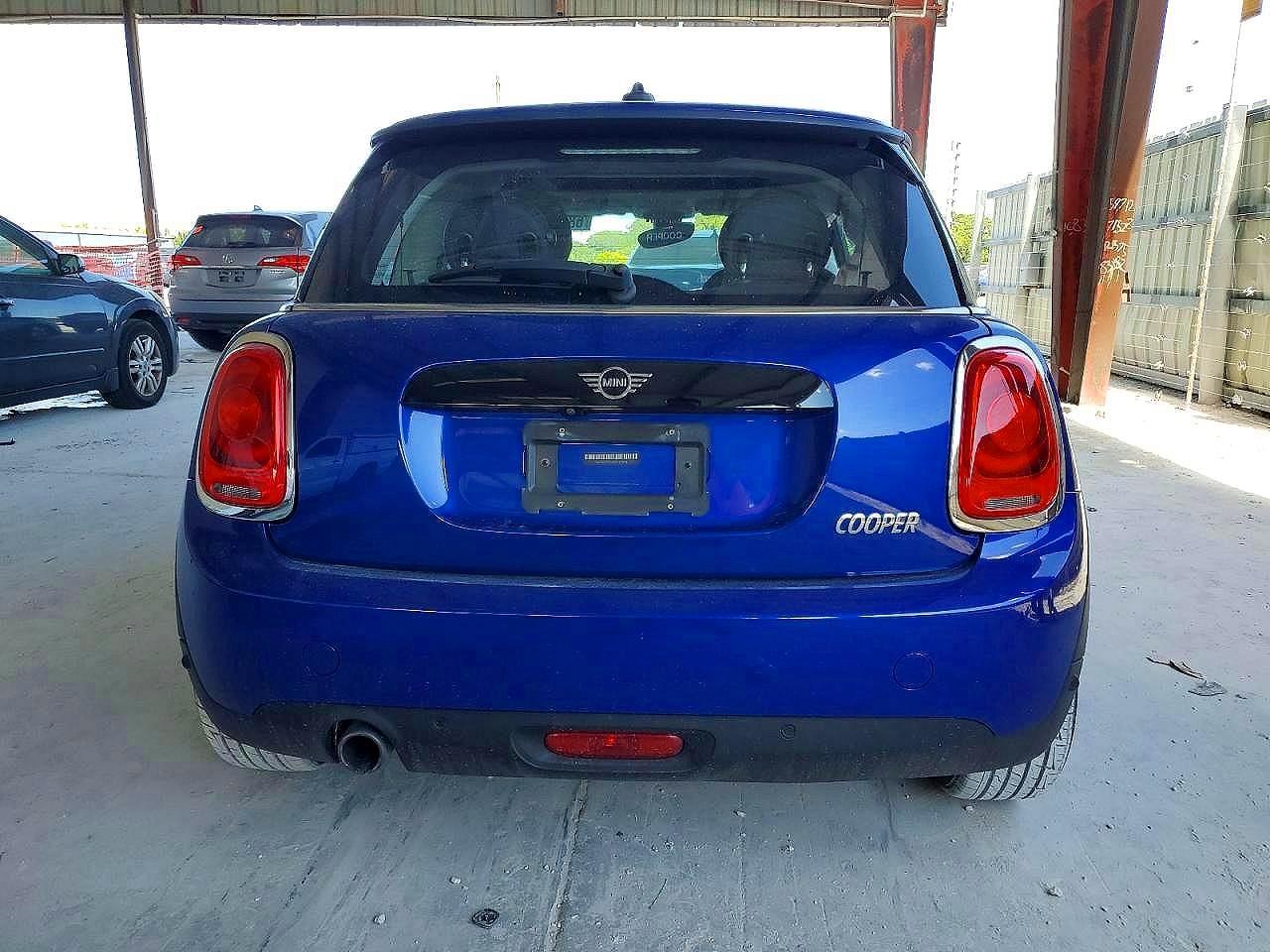 2019 MINI COOPER
