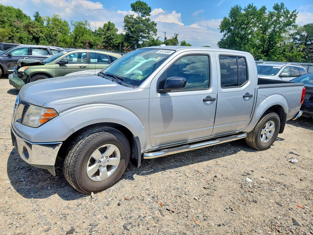 2011 NISSAN Frontier