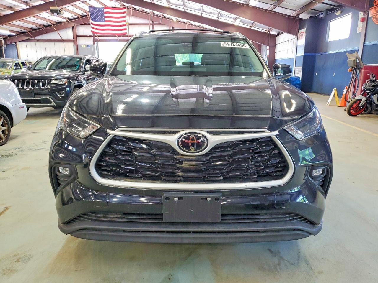 2023 TOYOTA HIGHLANDER