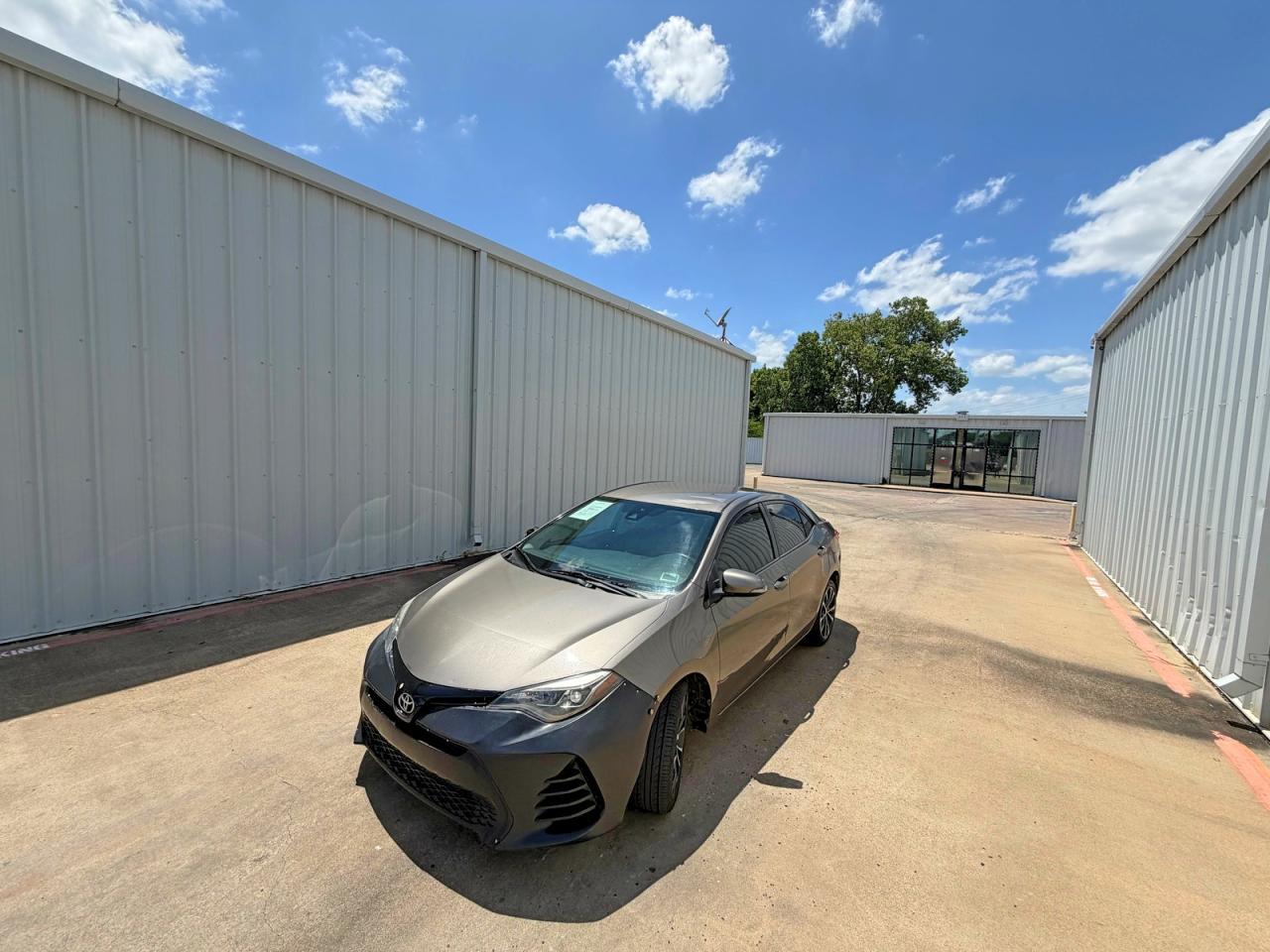 2017 TOYOTA COROLLA