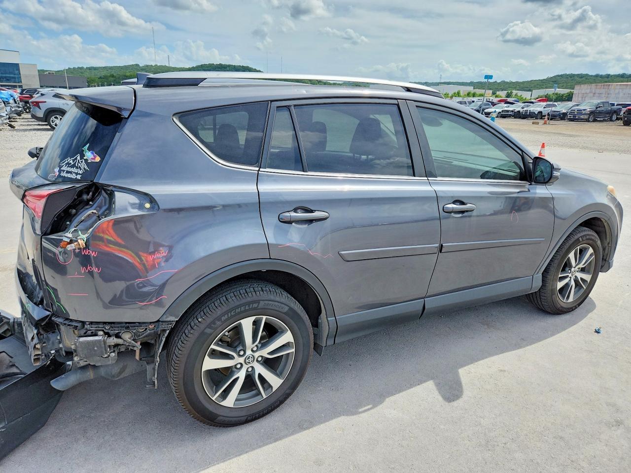2017 TOYOTA RAV4