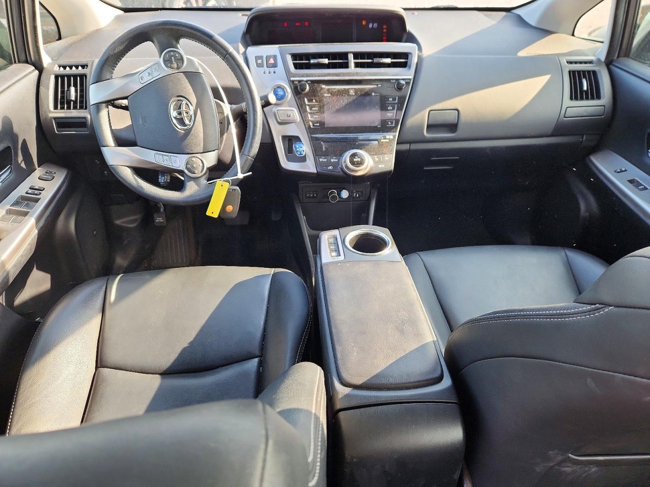 2016 TOYOTA PRIUS V