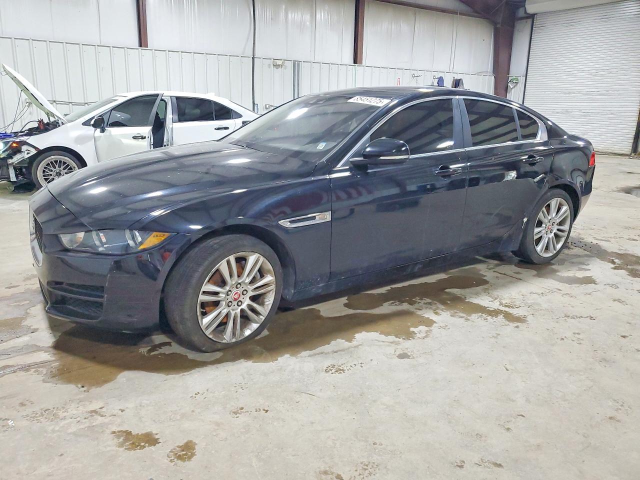 2019 JAGUAR XE