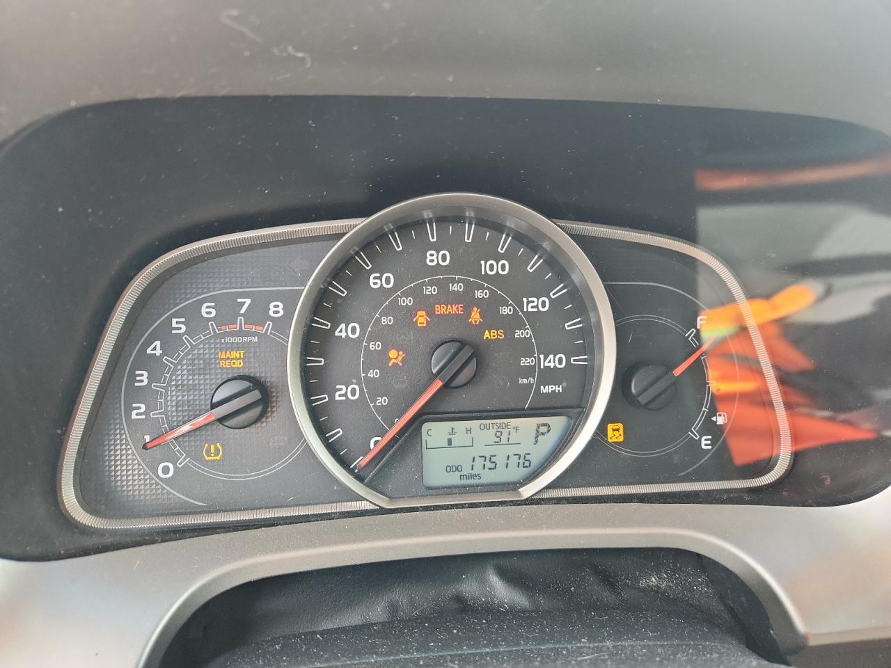 2015 TOYOTA RAV4