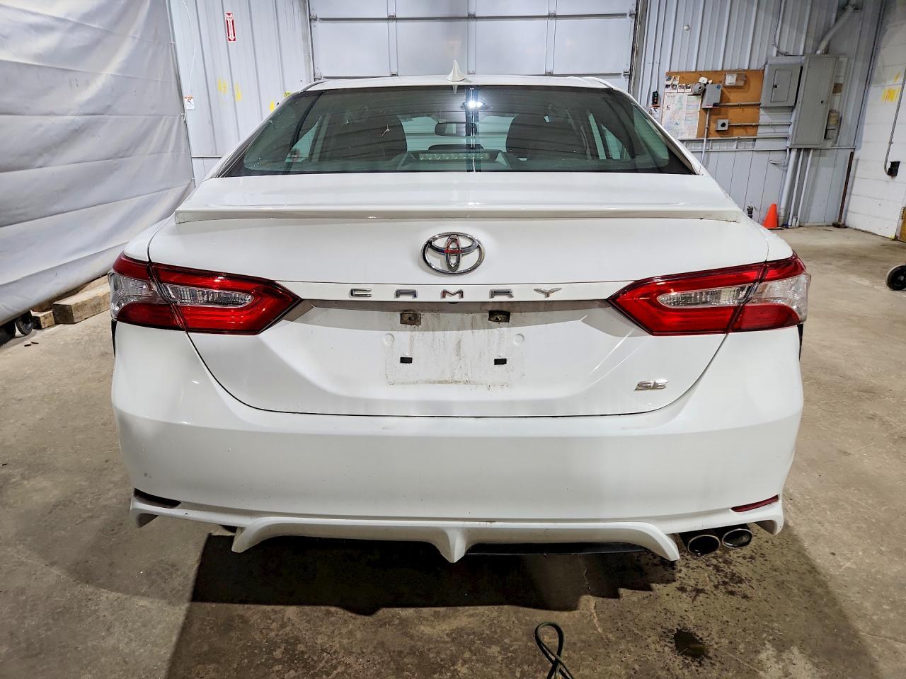 2019 TOYOTA CAMRY