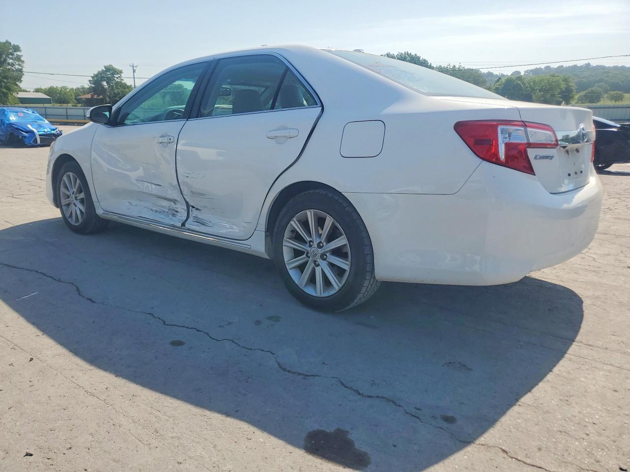 2013 TOYOTA CAMRY