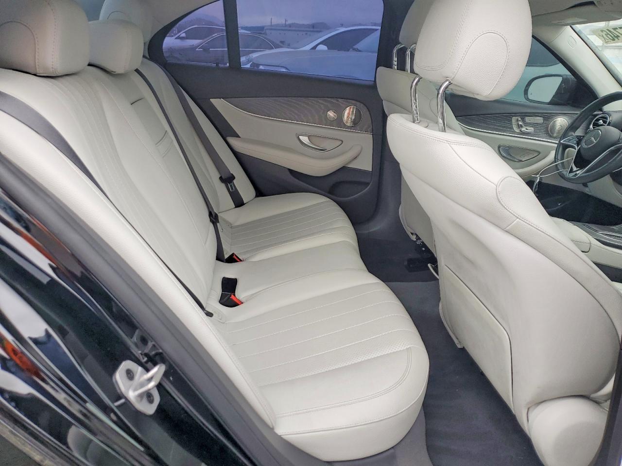 2021 MERCEDES-BENZ E-Class