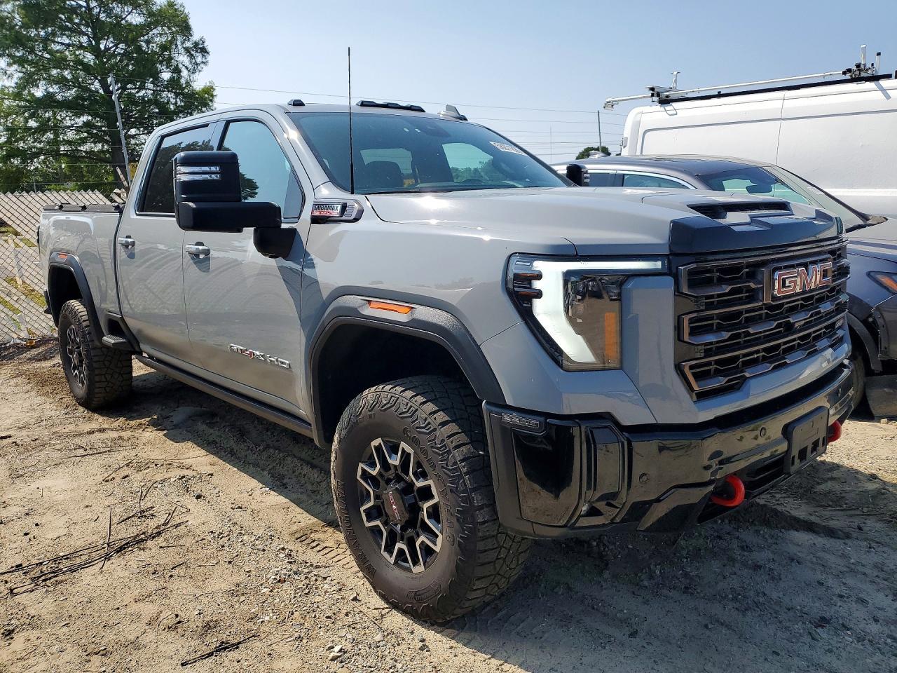 2025 GMC Sierra