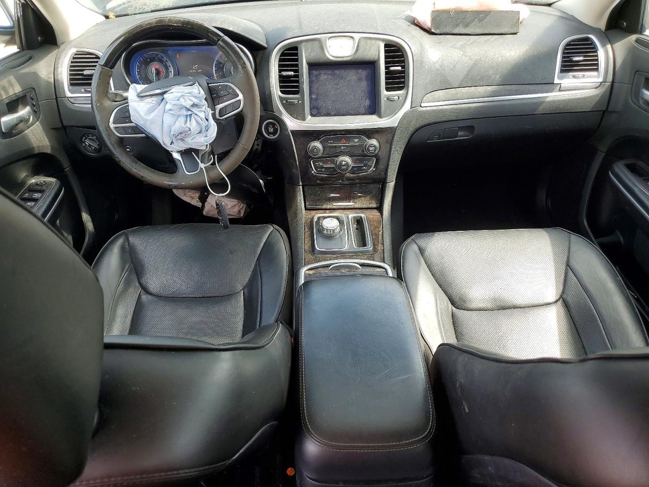 2020 CHRYSLER 300