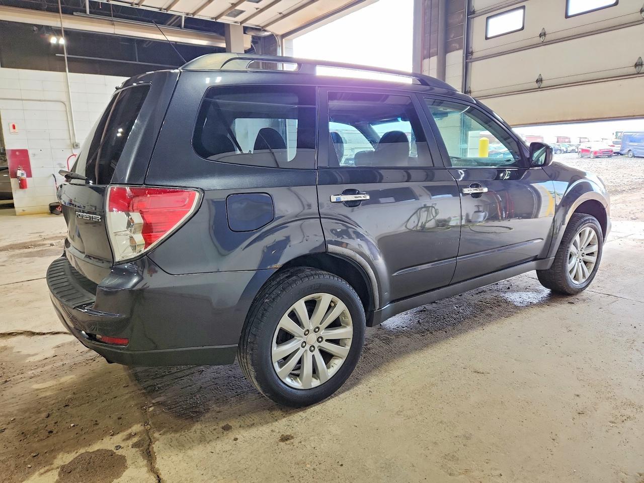 2011 SUBARU FORESTER