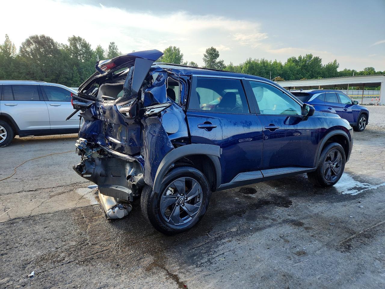 2026 NISSAN ROGUE