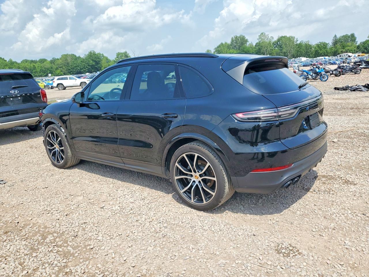2023 PORSCHE CAYENNE