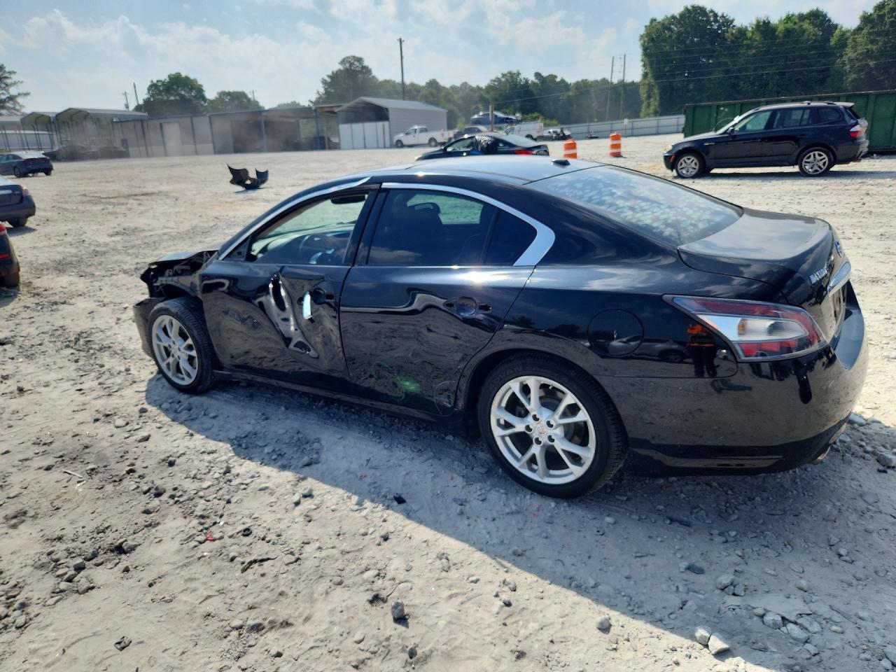 2014 NISSAN Maxima