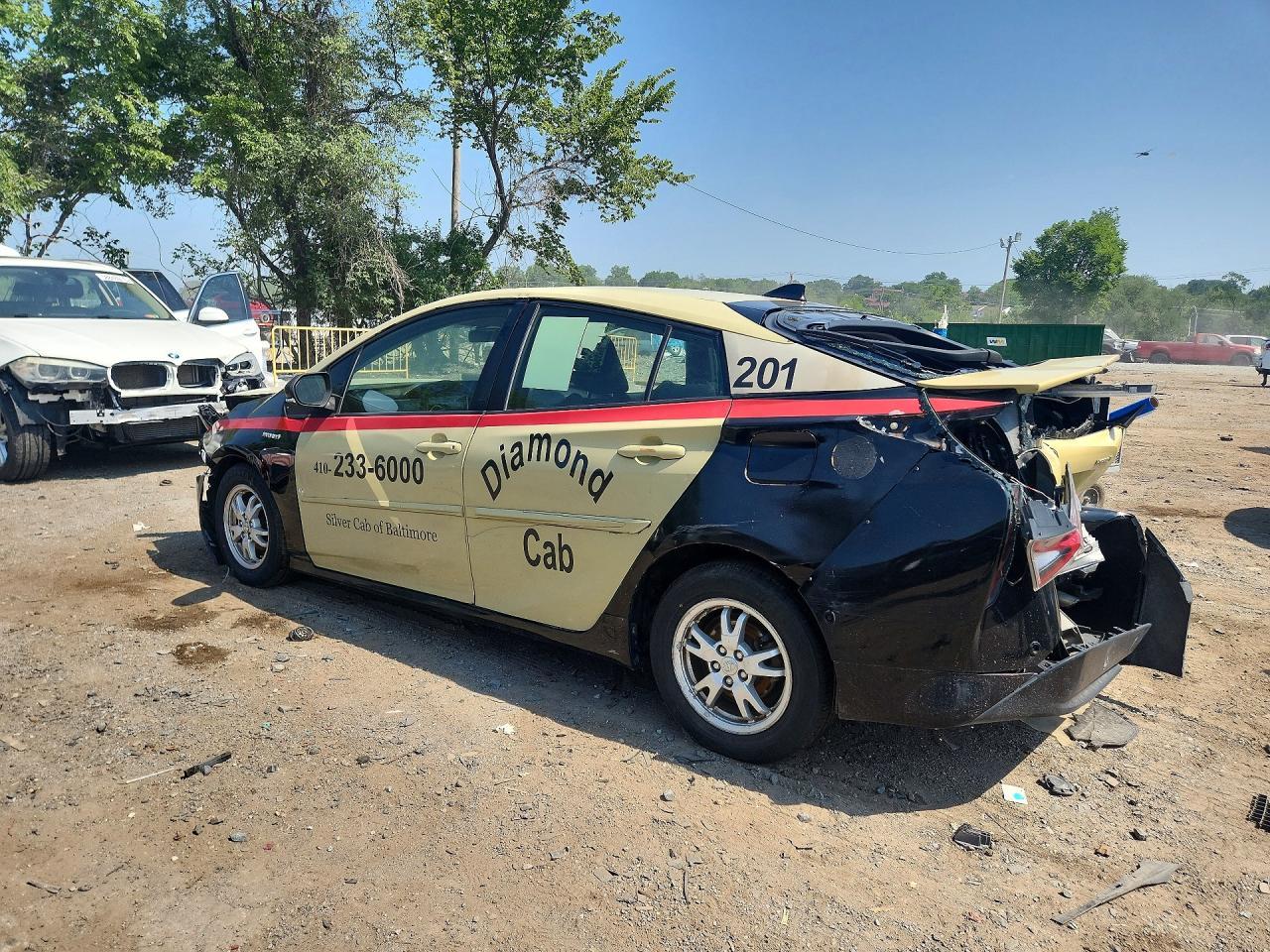 2016 TOYOTA PRIUS