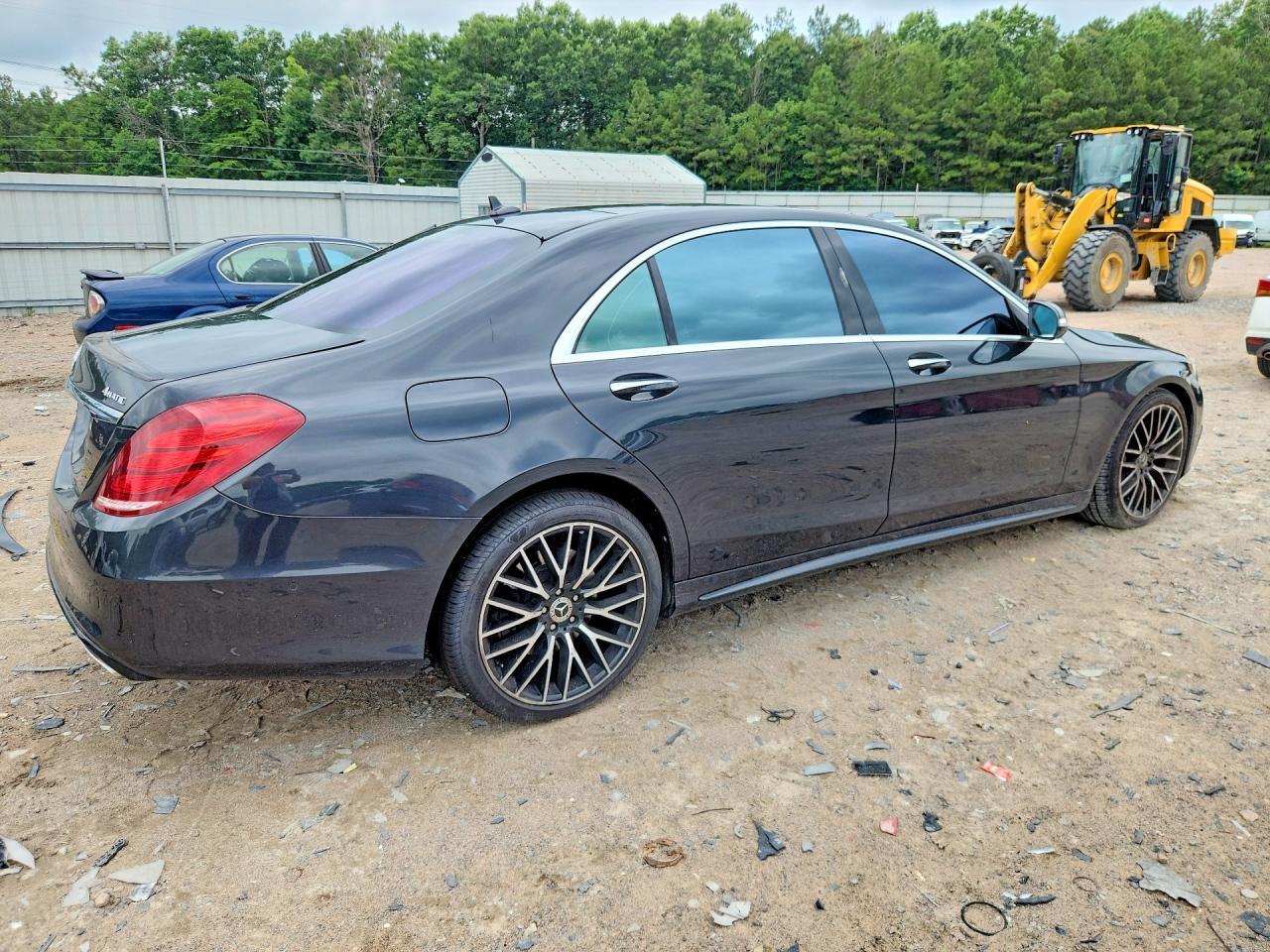 2016 MERCEDES-BENZ S-Class
