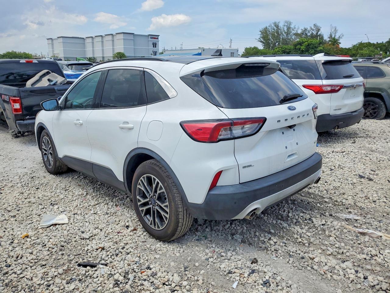 2020 FORD ESCAPE