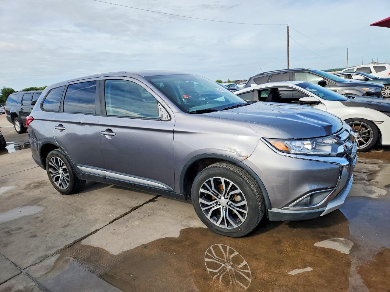 2018 MITSUBISHI outlander