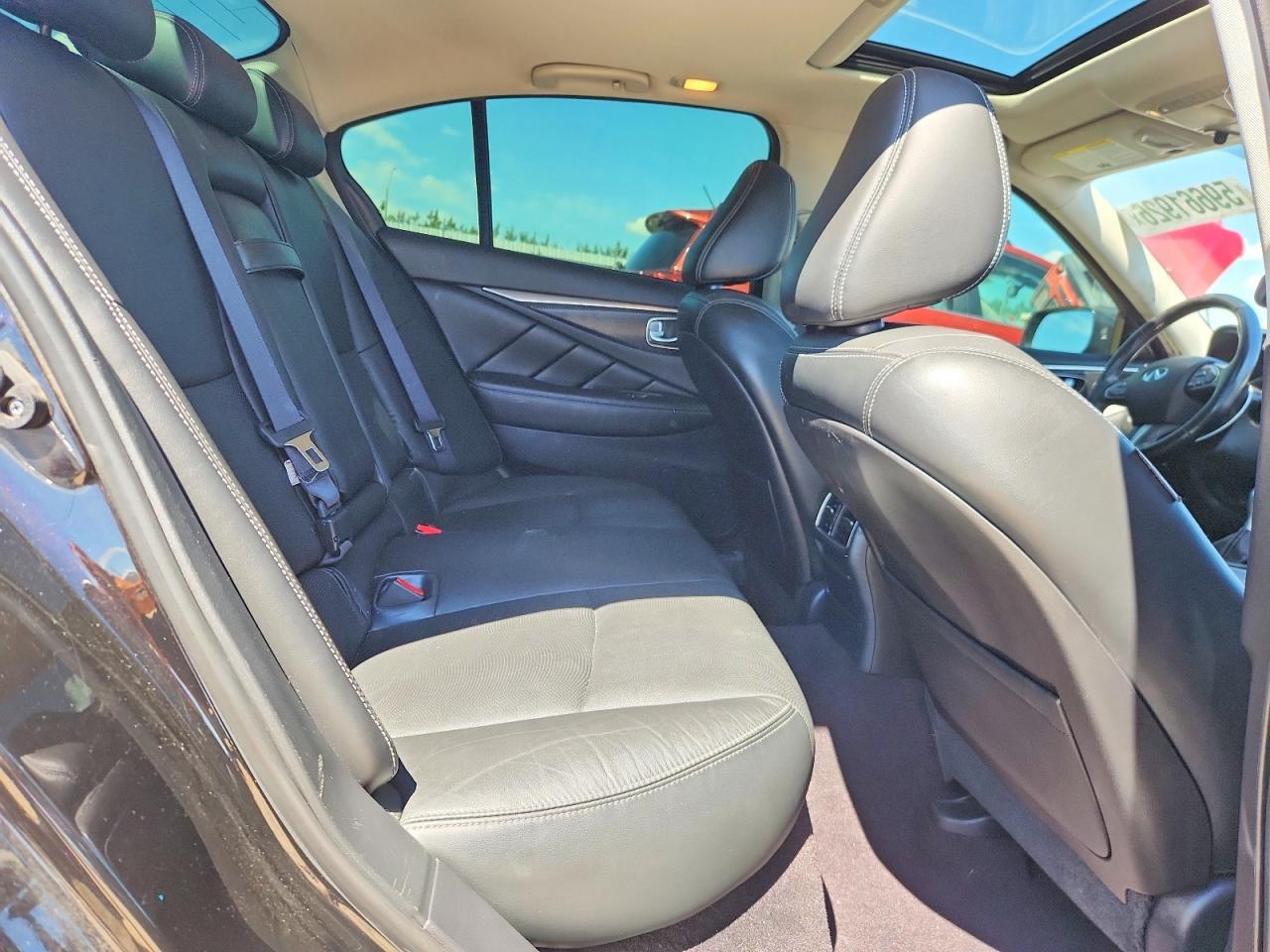 2016 INFINITI Q50