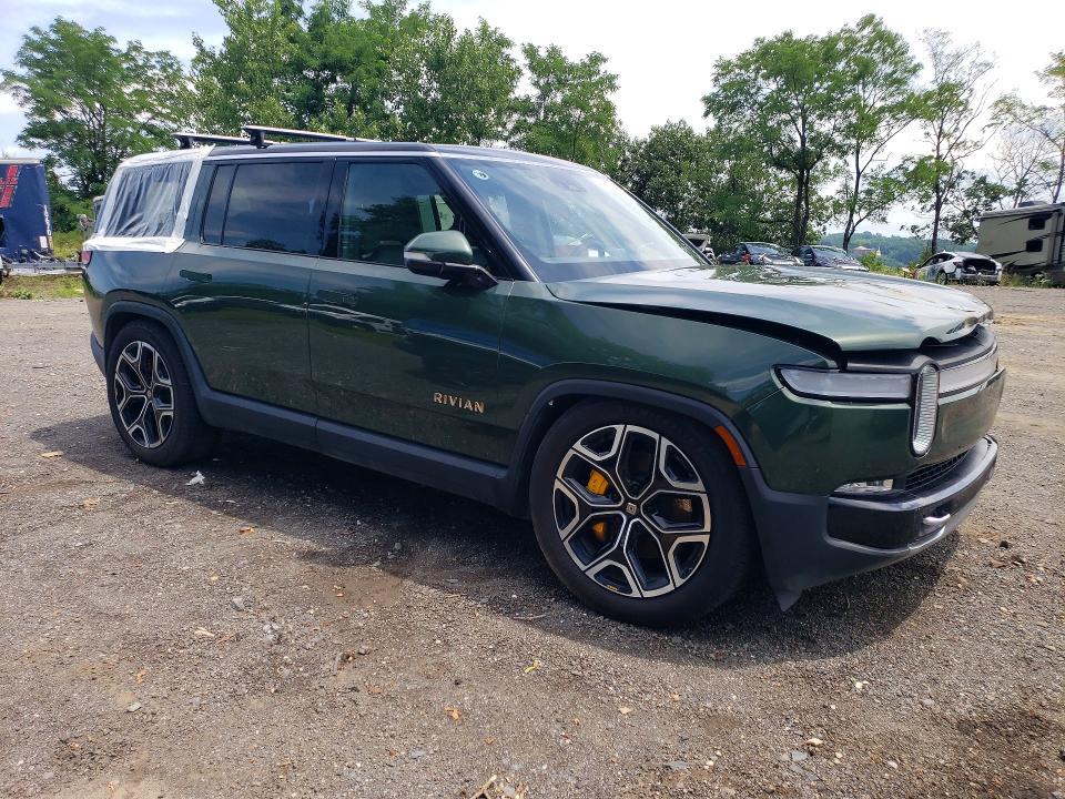 2023 RIVIAN R1s