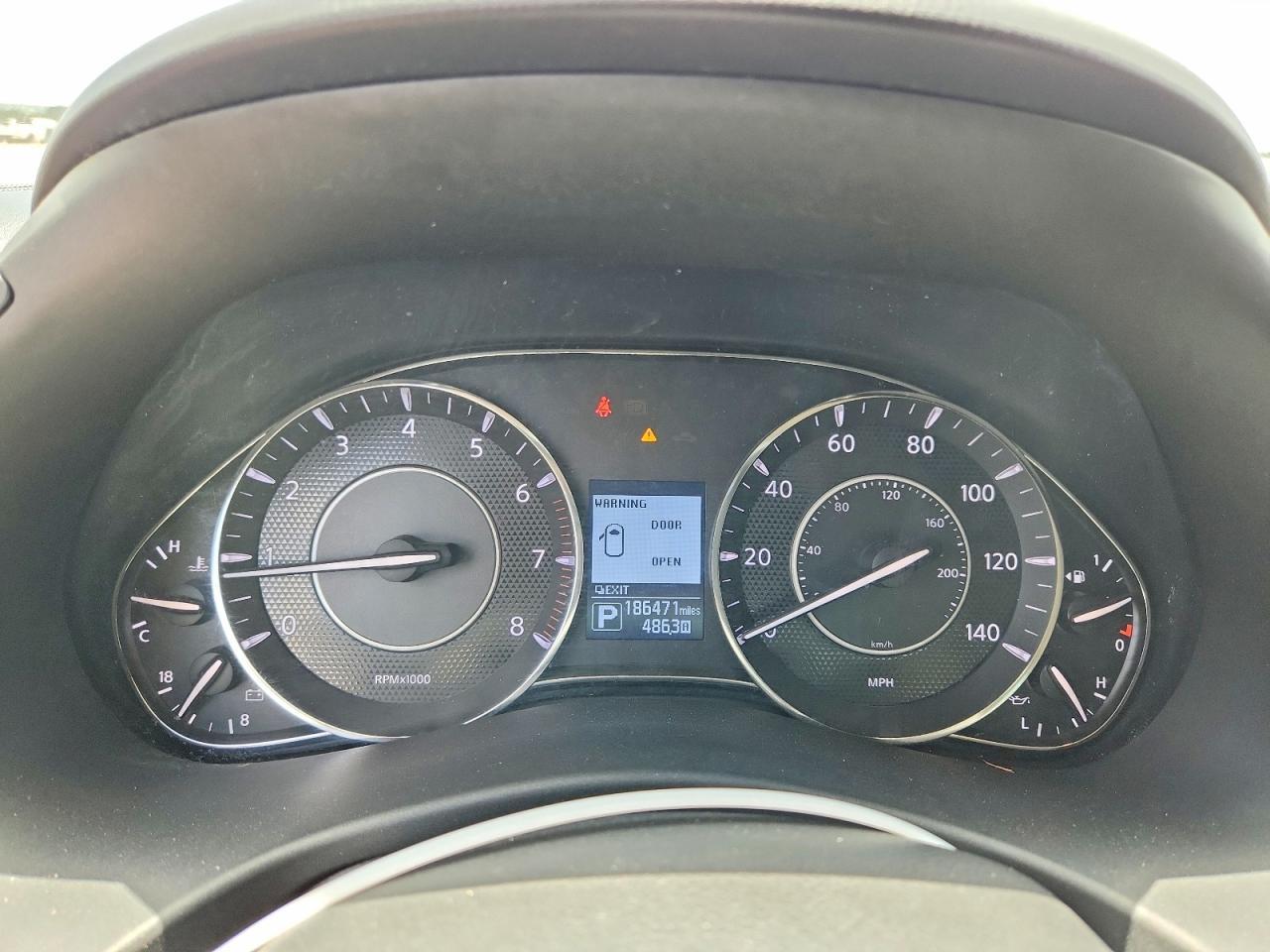 2017 NISSAN Armada