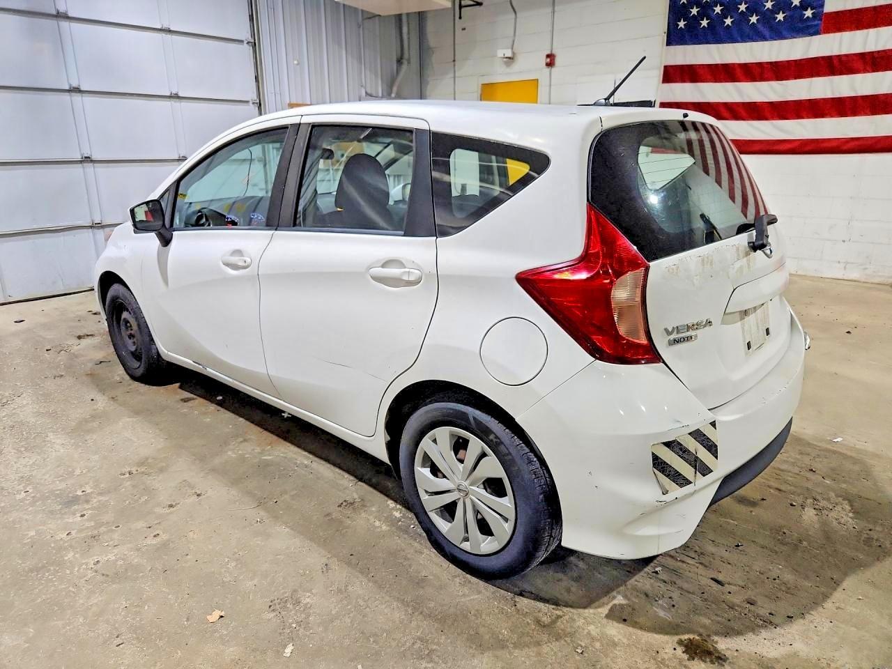 2017 NISSAN Versa Note