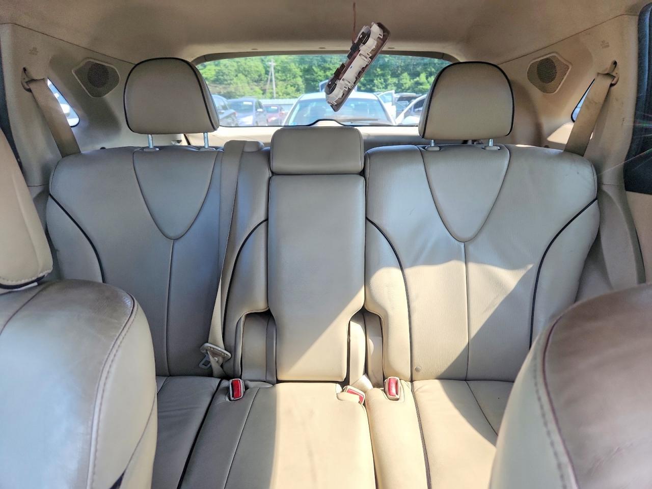 2010 TOYOTA VENZA
